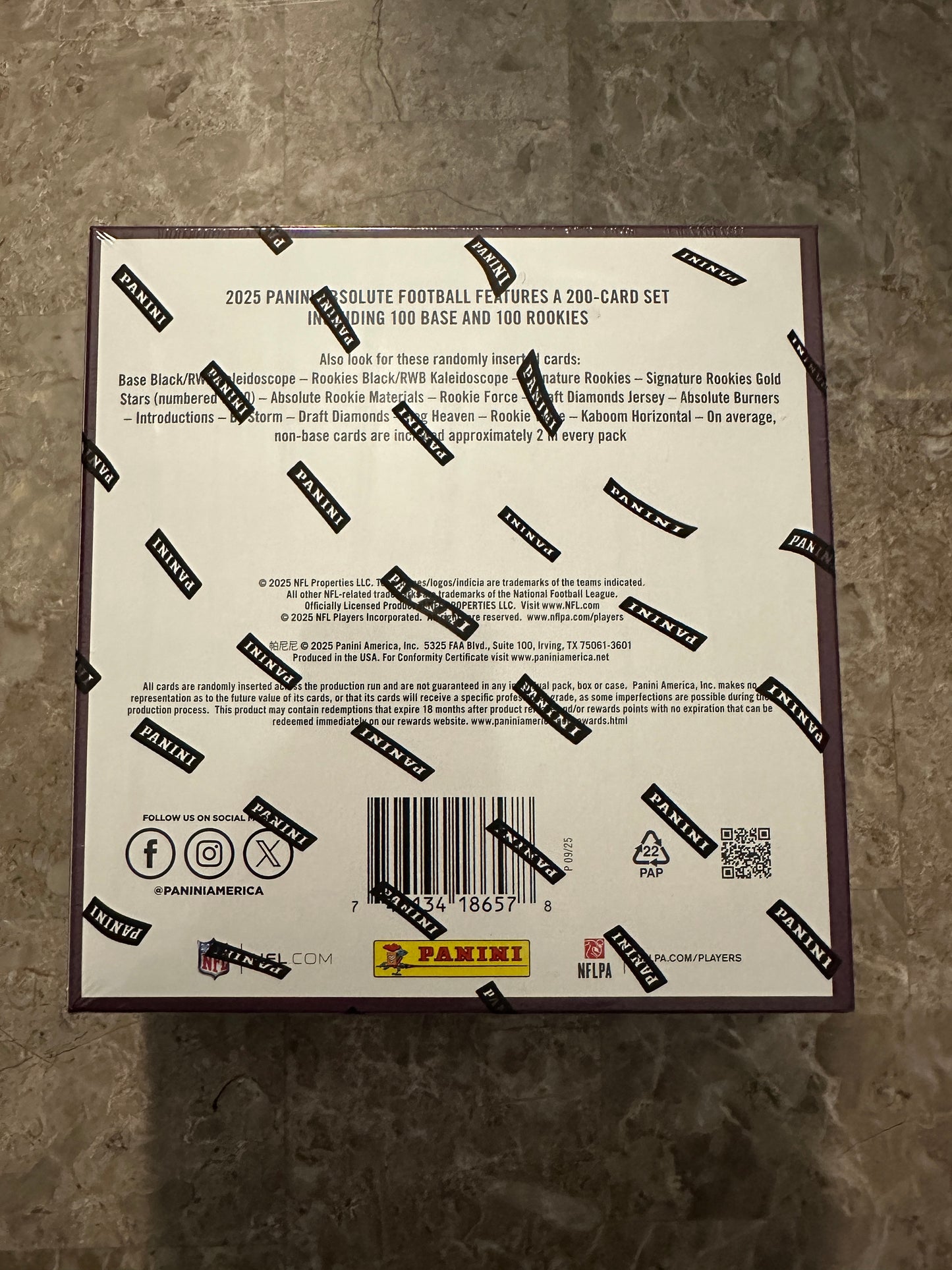 2025 Panini Absolute Football Mega Box Pack (1 Pack - 7 cards)