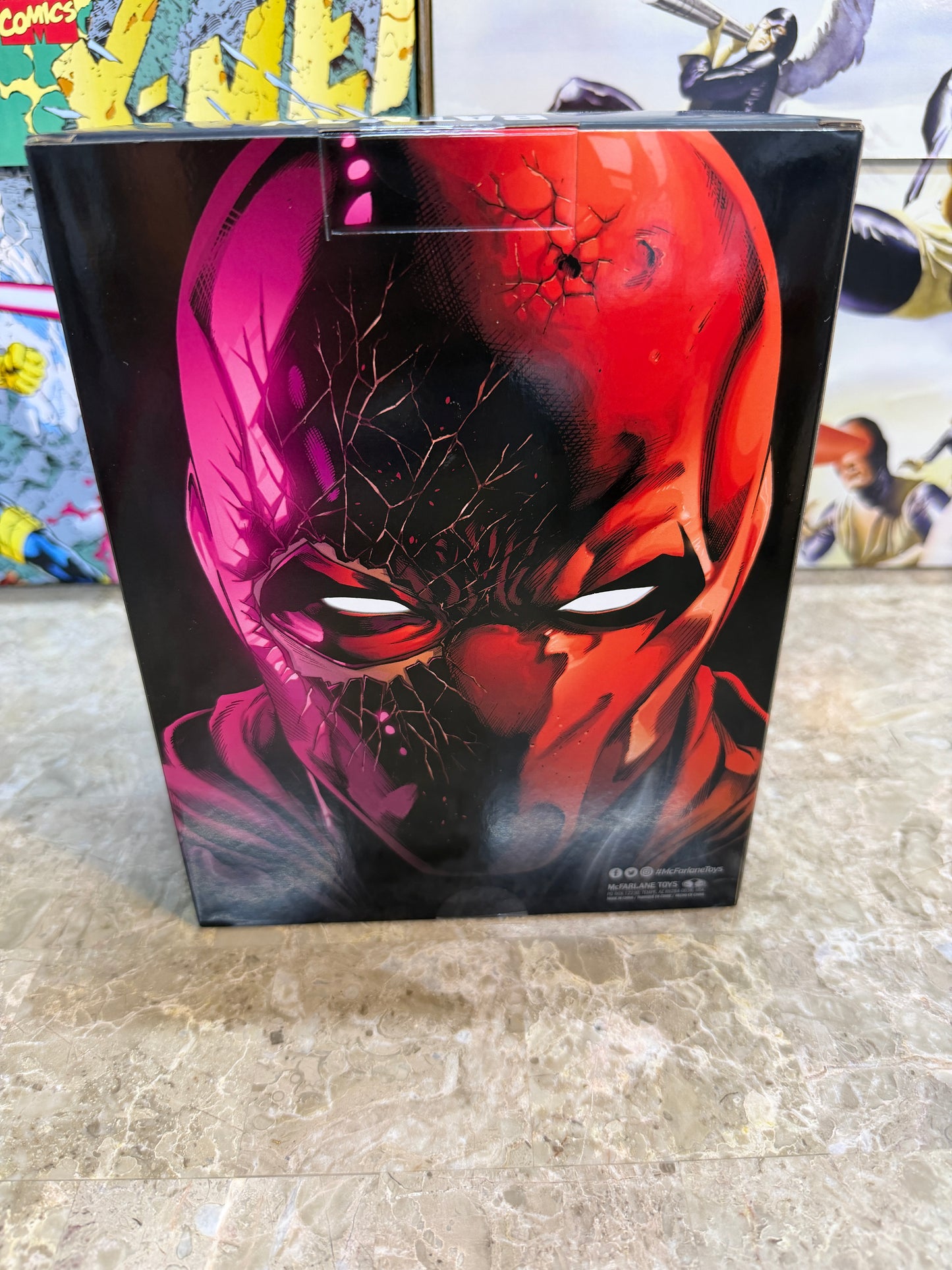 🔴 DC Direct Red Hood (Batman: Three Jokers) 1:3 Scale Cowl Replica