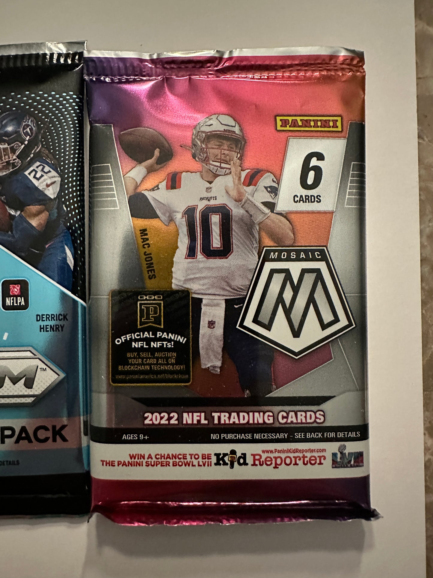 2022 Panini Prizm + 2022 Panini Mosaic Pack (2 Packs Total)