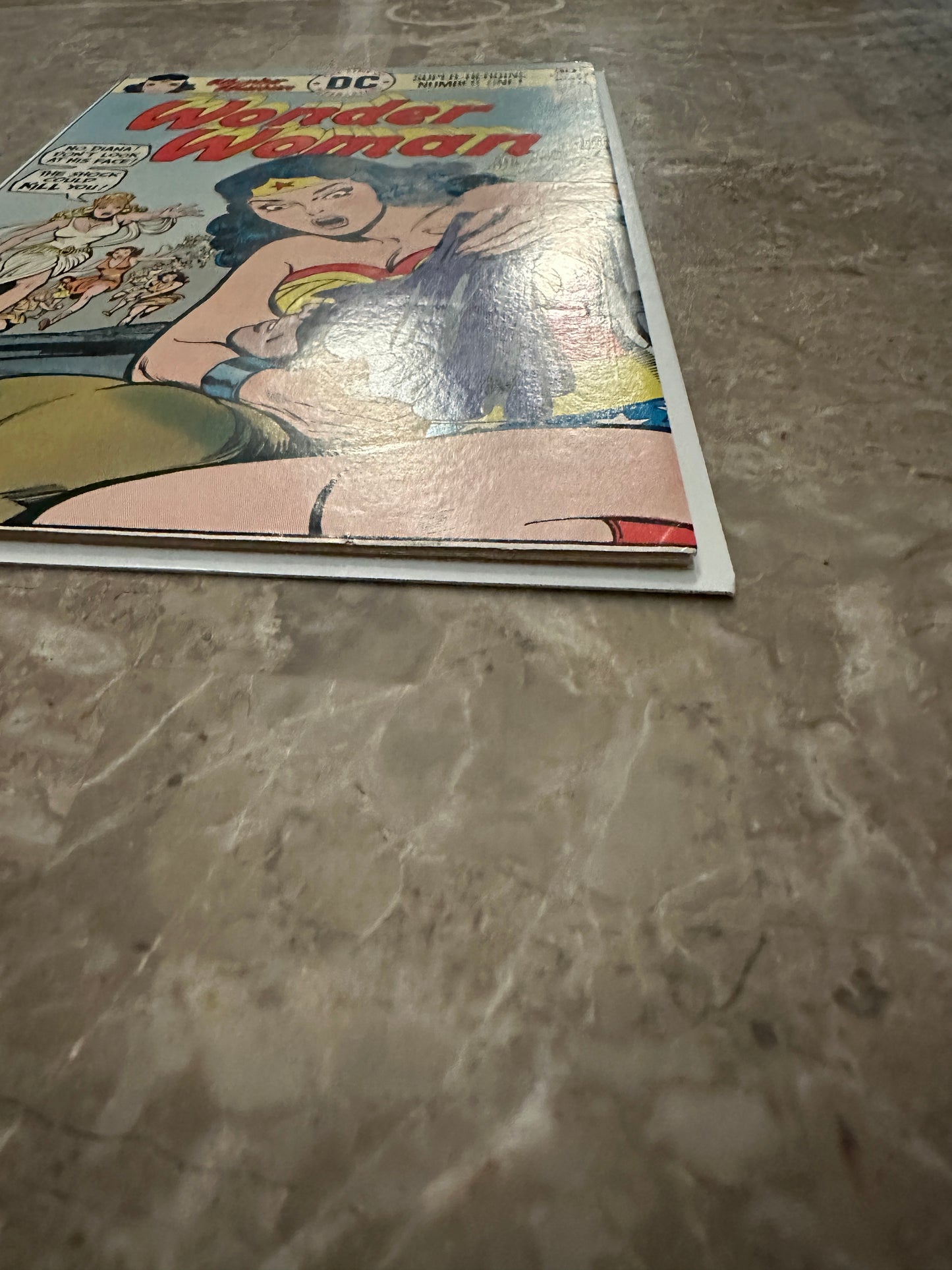 Wonder Woman #223 VF 8.0 (DC Comics 1976)
