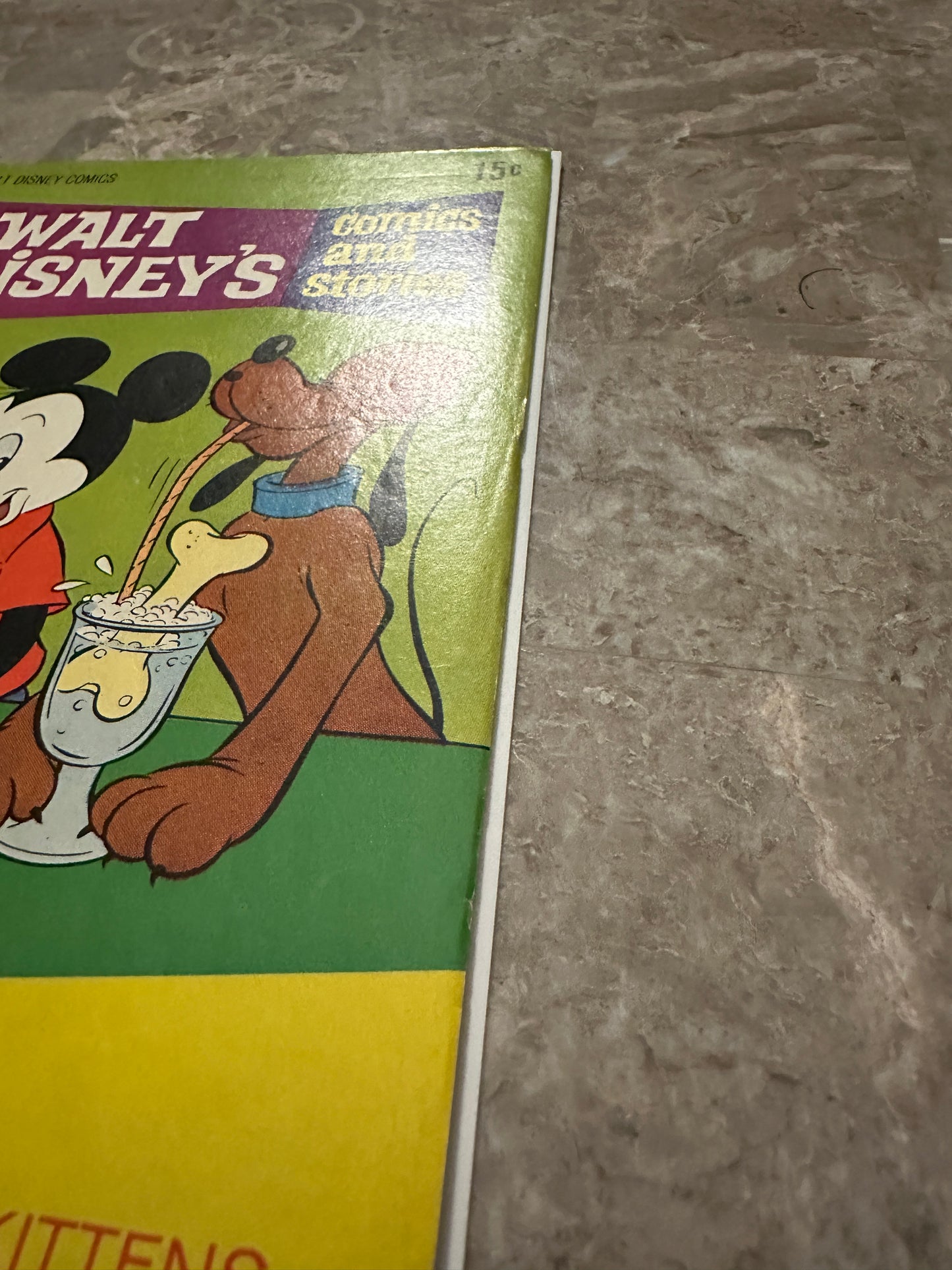Walt Disney's Comics and Stories #371 FN+ 6.5 (Dell 1971)