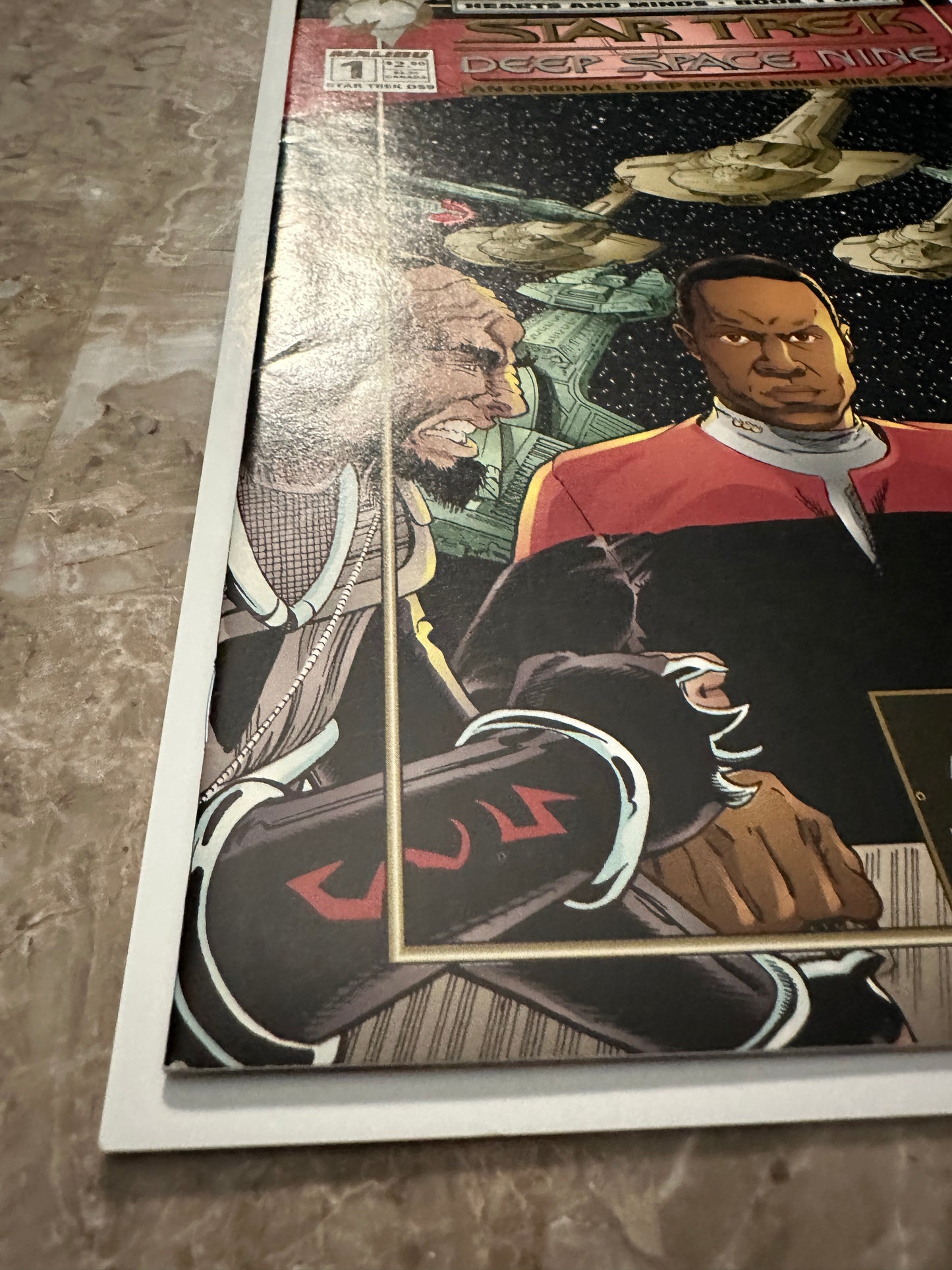 Star Trek Deep Space Nine Hearts and Minds #1 VF/NM 9.0-9.2 (1994 Malibu)