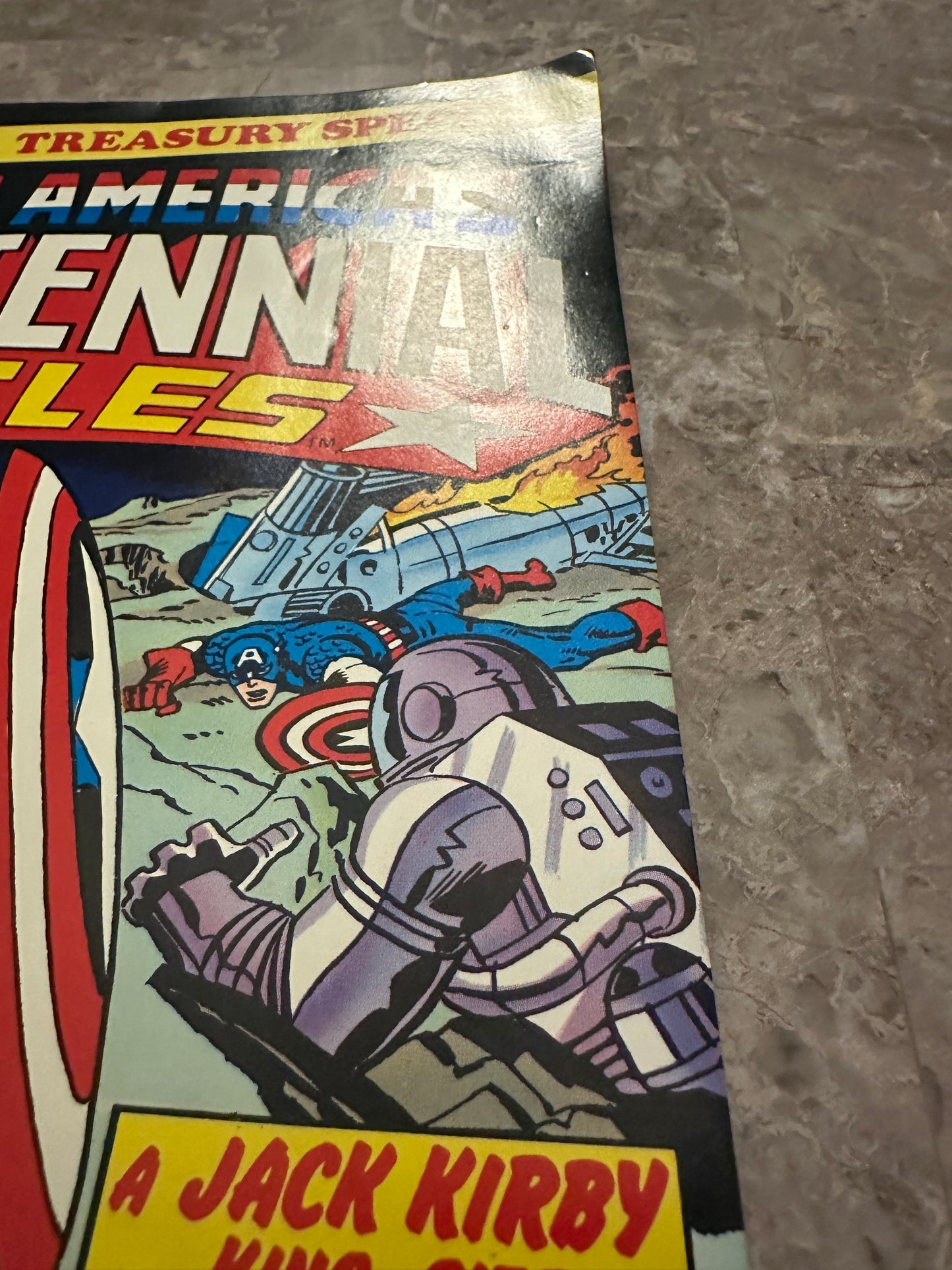 (Copy) Captain America's Bicentennial Battles FN 6.0 (1976 Marvel Treasury) - Unpressed