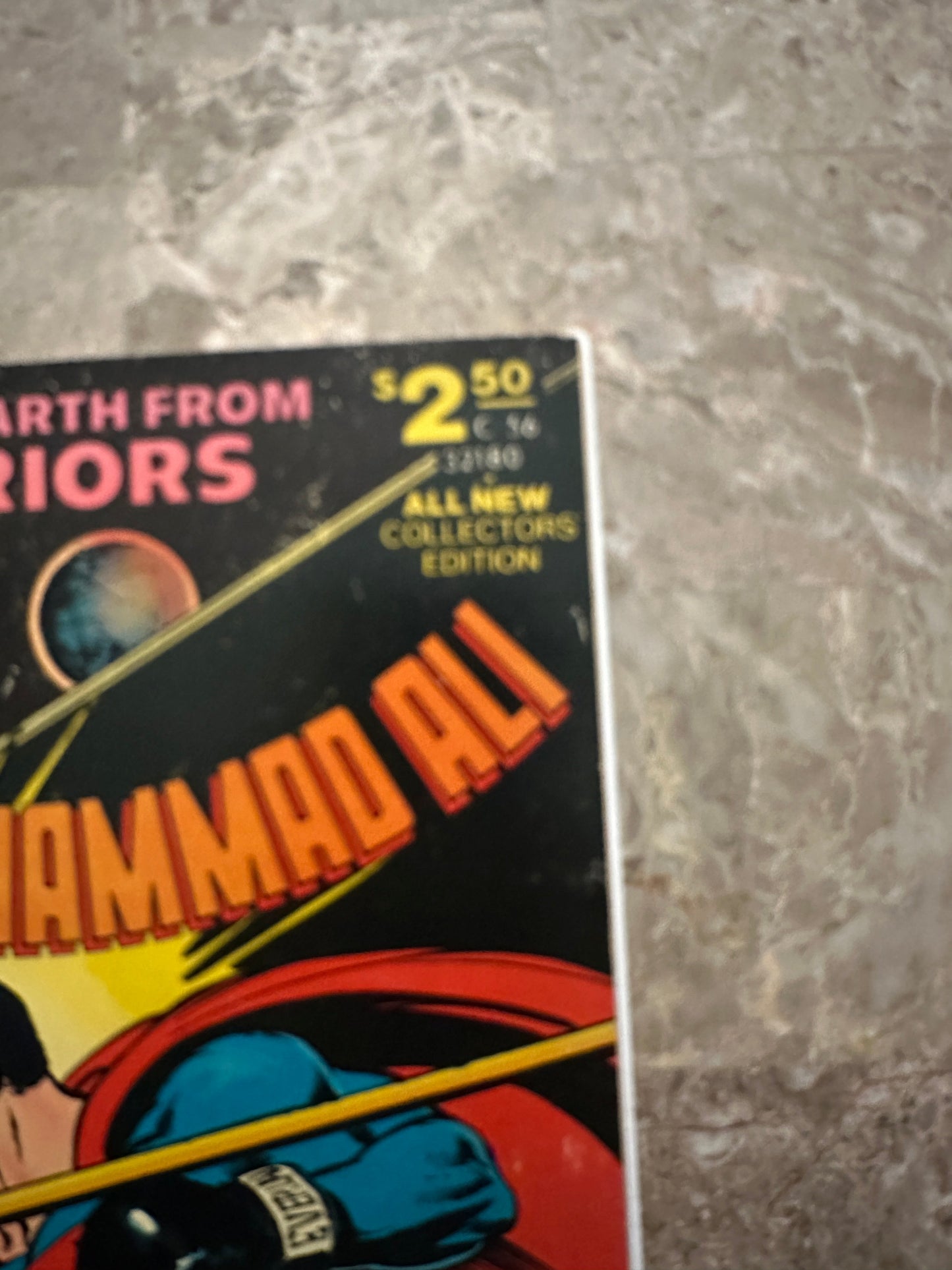 Superman vs. Muhammad Ali VG+ 4.5-5.0 (1978 DC) - Nice copy for grade