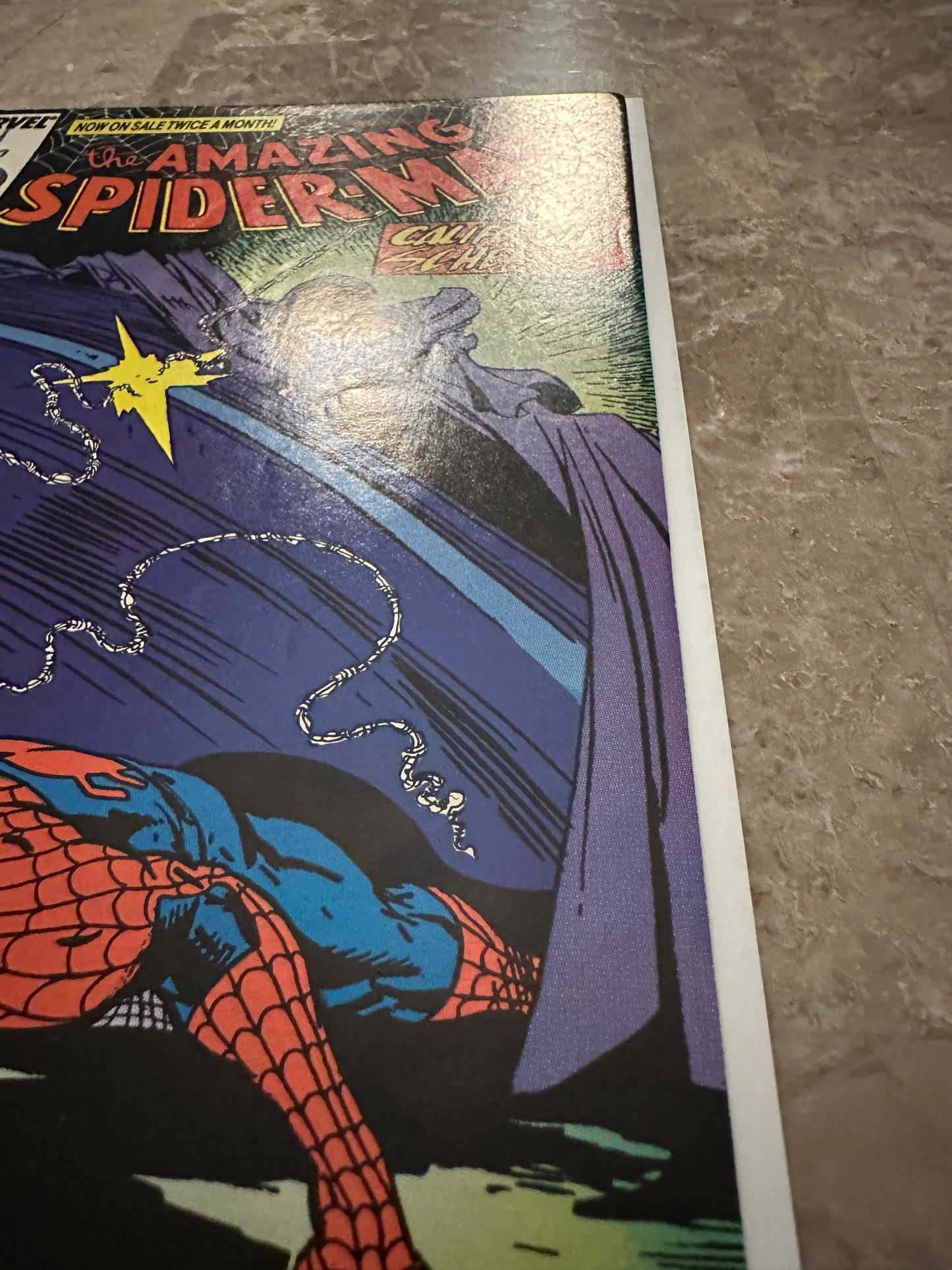 Amazing Spider-Man #305 Newsstand VF 8.0-8.5 (1988 Marvel)