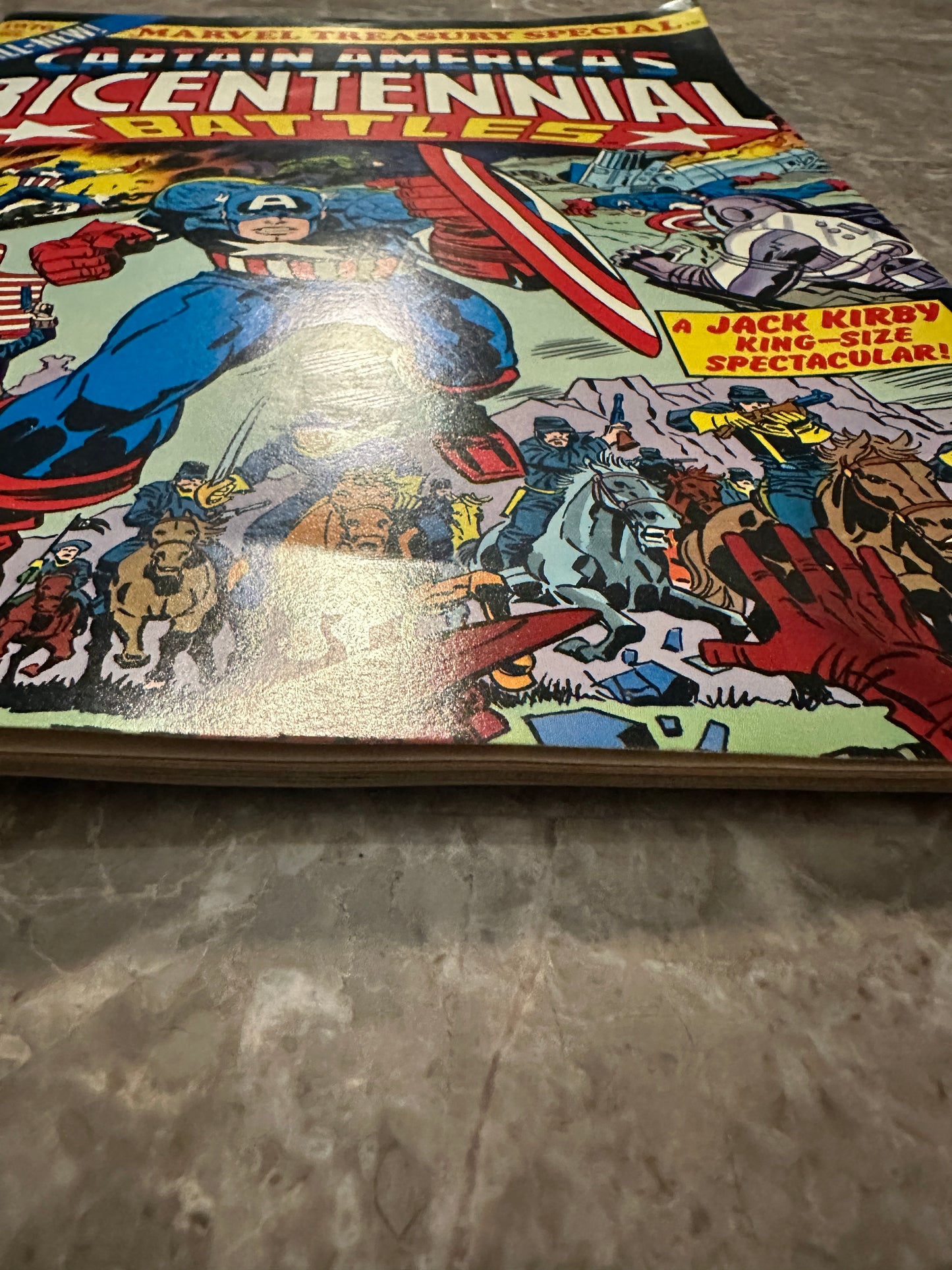 (Copy) Captain America's Bicentennial Battles FN 6.0 (1976 Marvel Treasury) - Unpressed