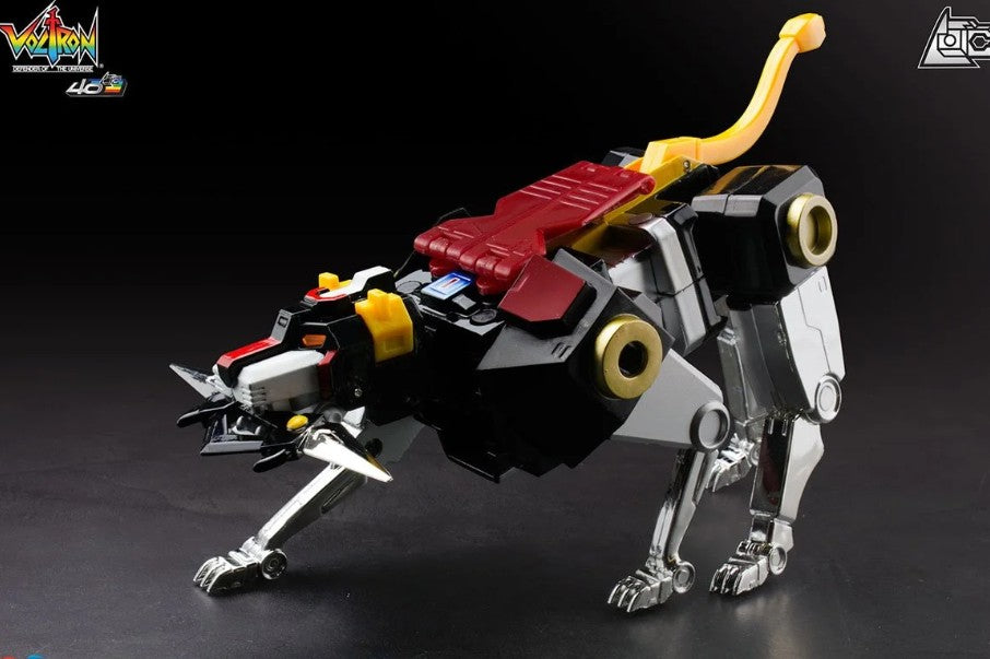 π¦ Voltron 40th Anniversary Gift Set with Light-Up Sound Base