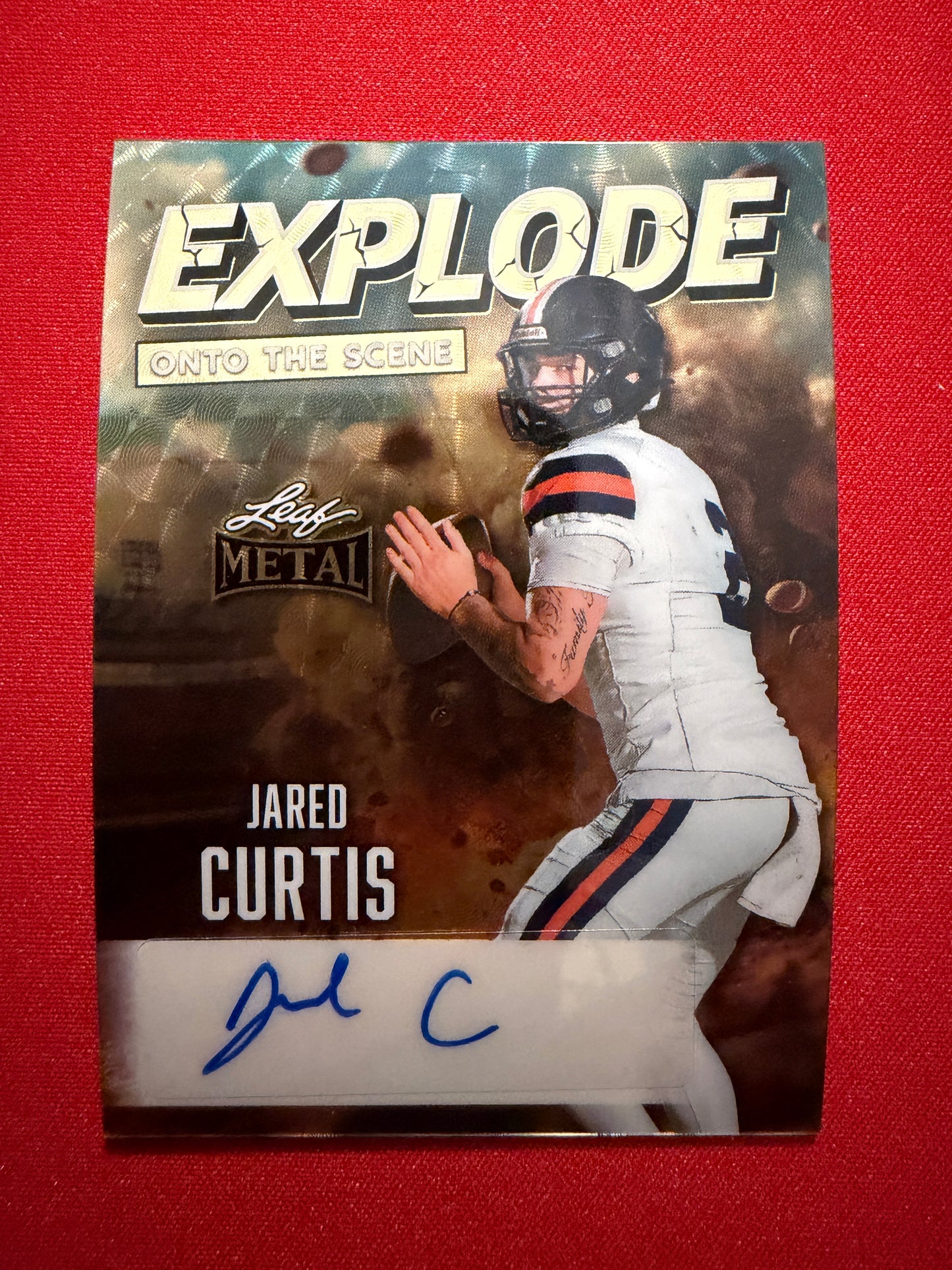 2026 Leaf Metal Football Jared Curtis Auto Explode Onto the Scene Super Gold Prismatic 1/1