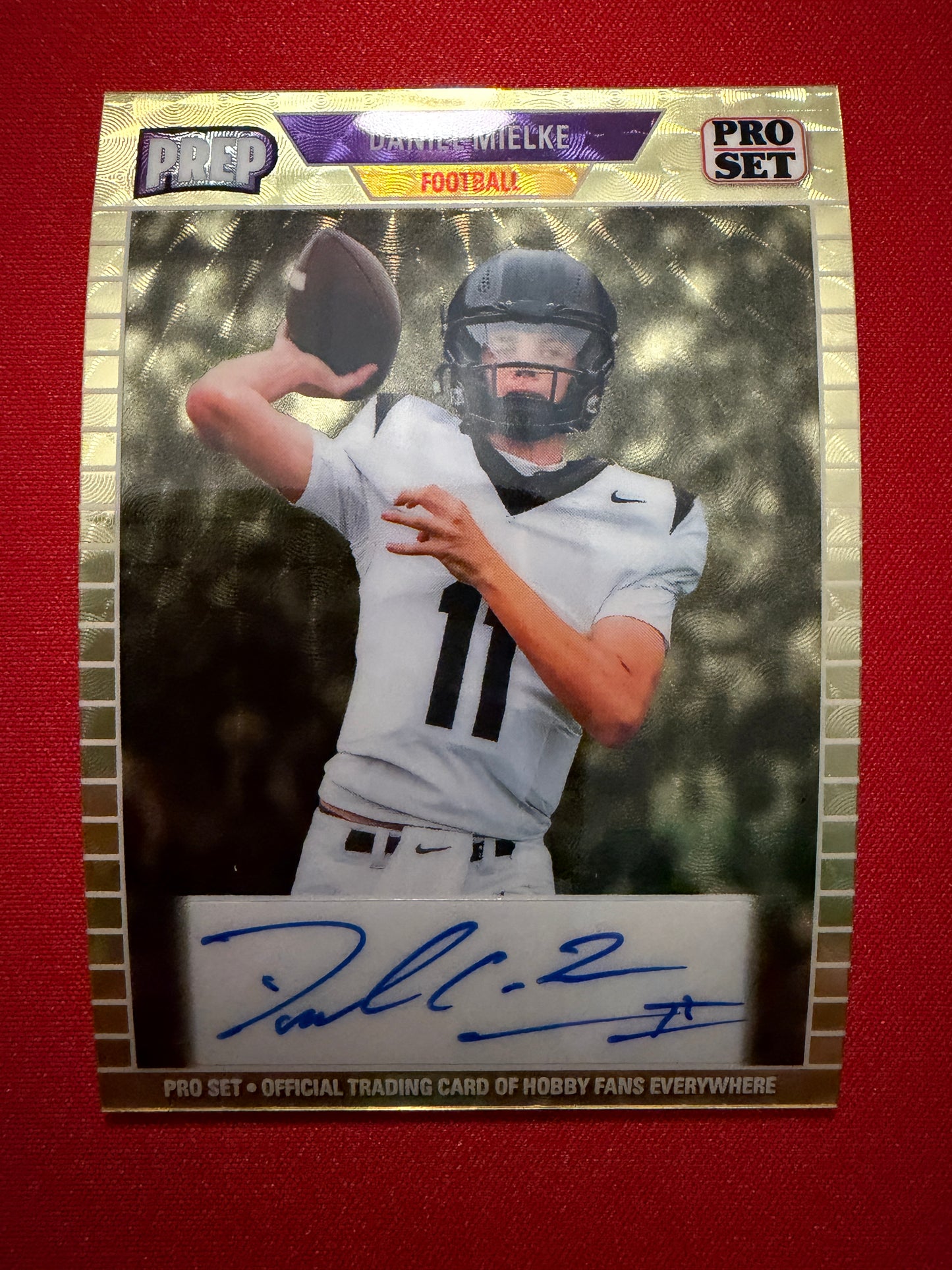 Daniel Mielke 2026 Leaf Pro Set Metal Football 1989 Auto Gold Super Prismatic 1/1