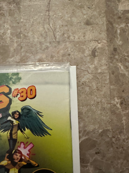 Fortnite x Marvel Zero War NM 9.4 (Marvel 2022) - Chew Variant, Polybagged