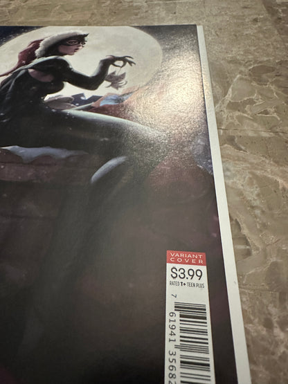 Catwoman #6 NM 9.4 (2019 DC) - Lau Variant Cover