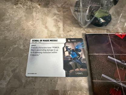 D&D HeroClix: Series One Limited Edition Human Paladin + Cards & Map OP Kit