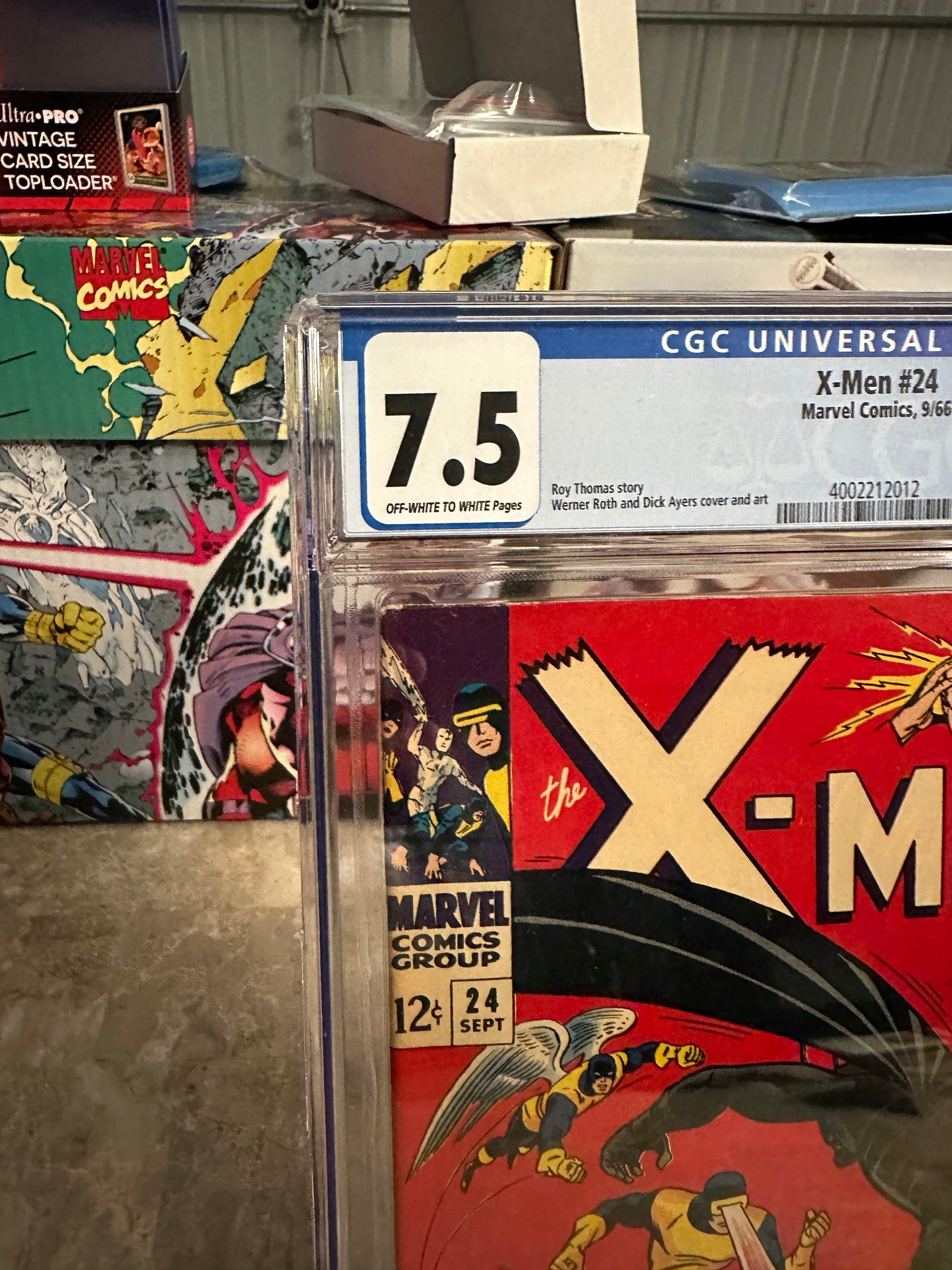 X-Men #24 CGC 7.5 (Marvel 1966)
