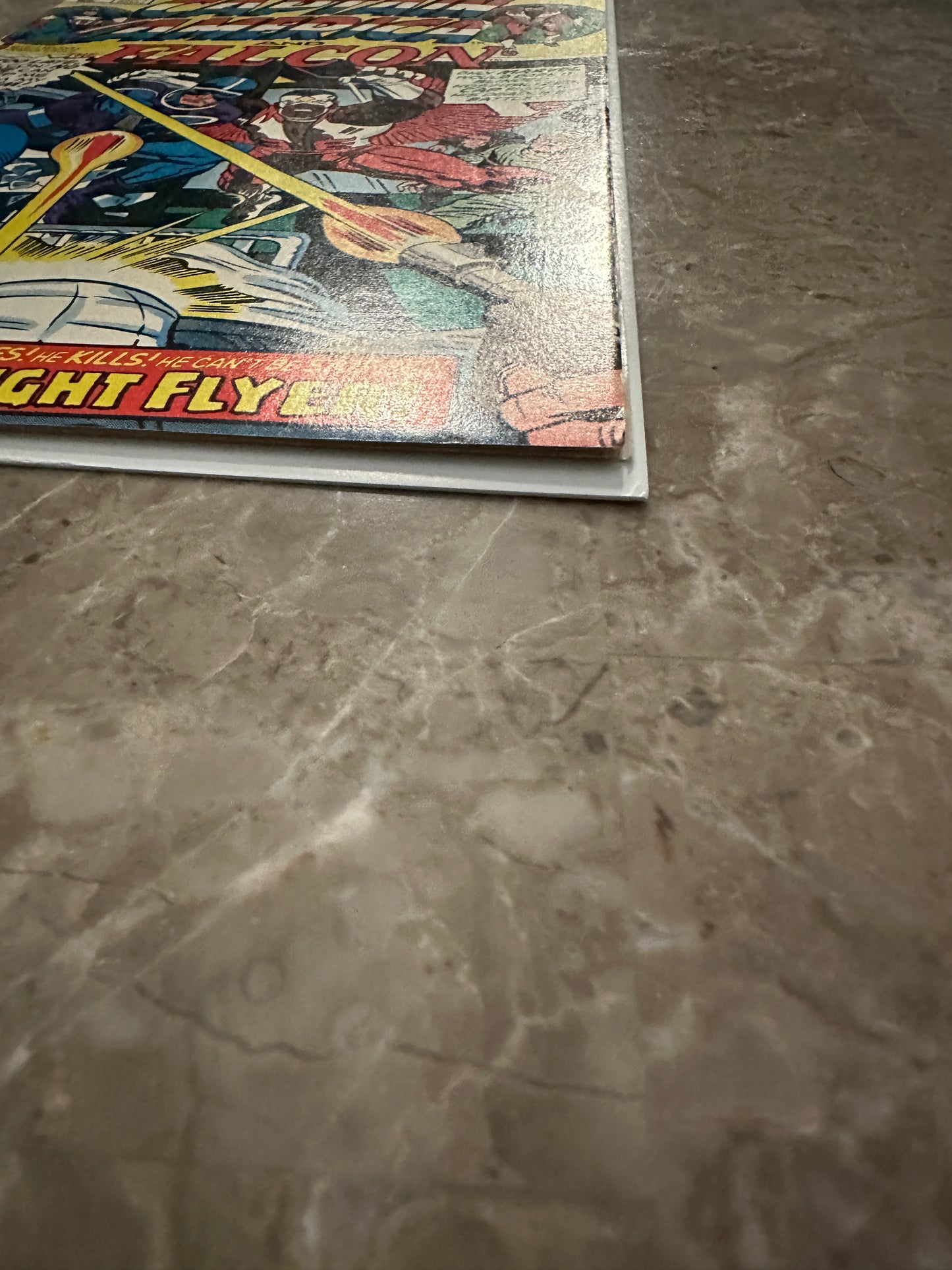Captain America #213 VF- 7.5 (1977 Marvel Comics)