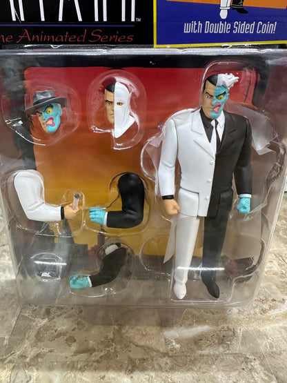 Batman: The Animated Series 5 Points Series 2 Two-Face Figure