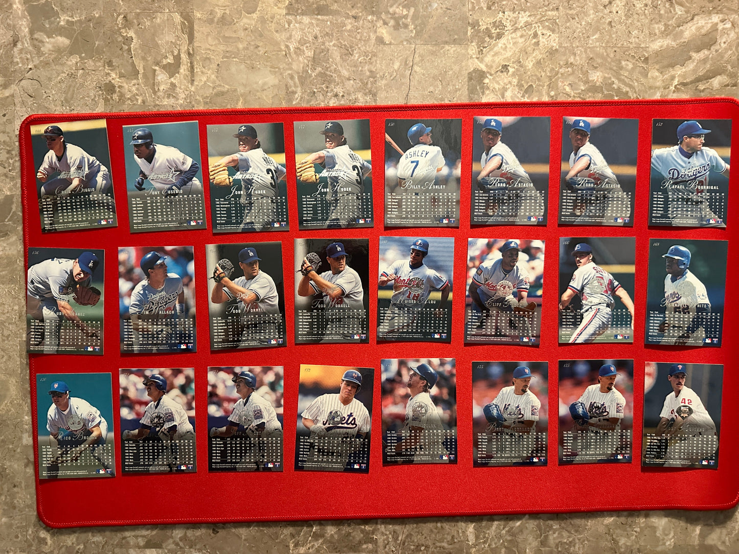 1995 Fleer Flair Lot of 170 - Minimal Duplication