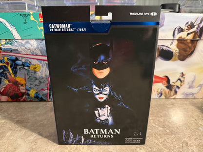 DC Multiverse McFarlane Deluxe Theatrical Edition Catwoman (Battle Damage) Action Figure