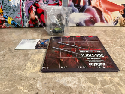 D&D HeroClix: Series One Limited Edition Human Paladin + Cards & Map OP Kit