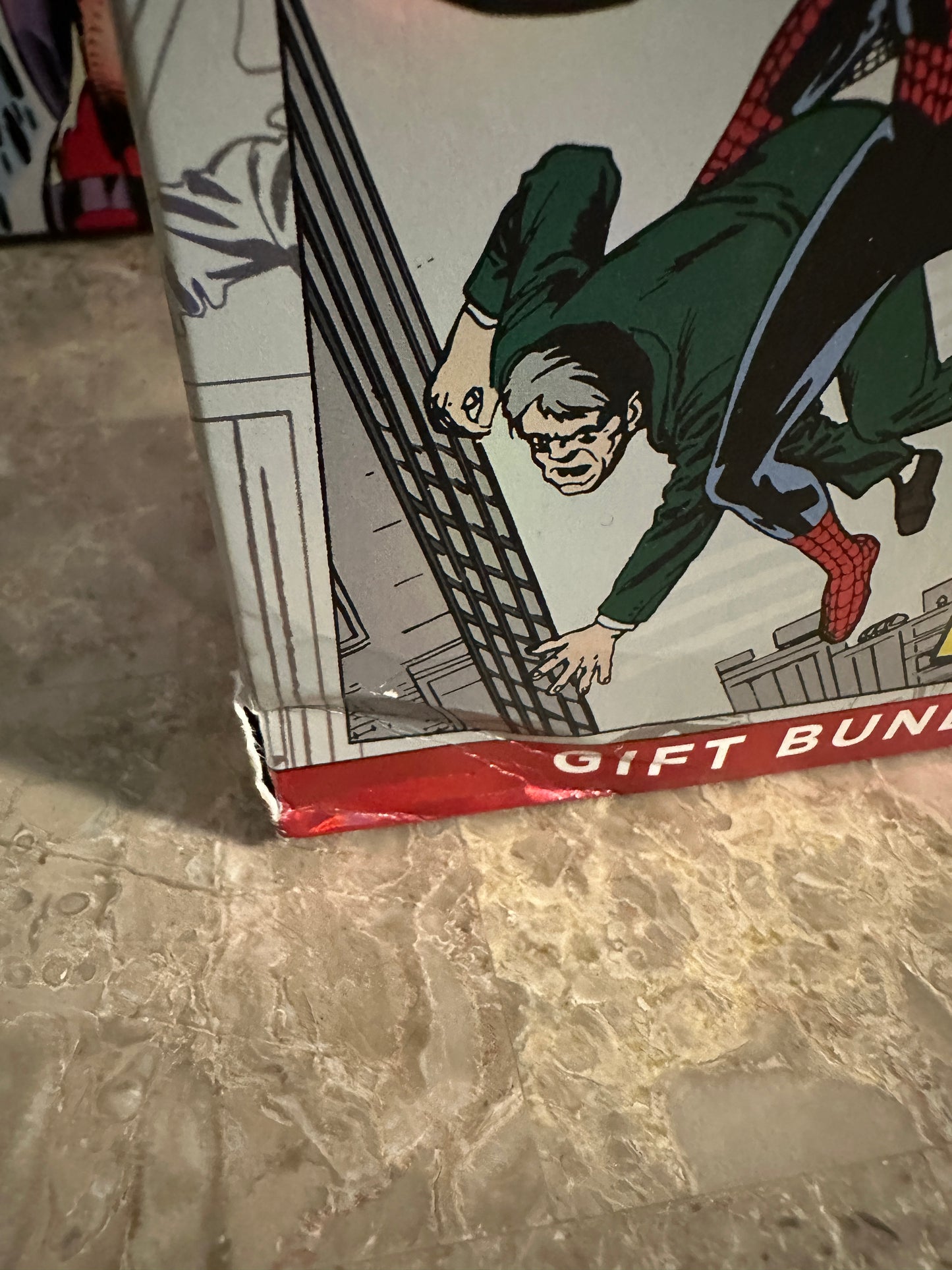 Magic: The Gathering MTG Marvel's Spider-Man Bundle Gift Edition- New/Box Defect