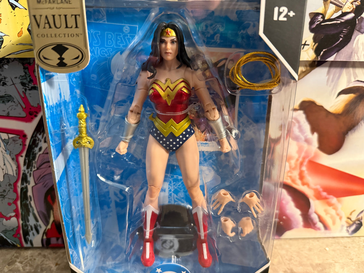DC Multiverse McFarlane Vault Collection Wonder Woman (Classic) 7-Inch Figure