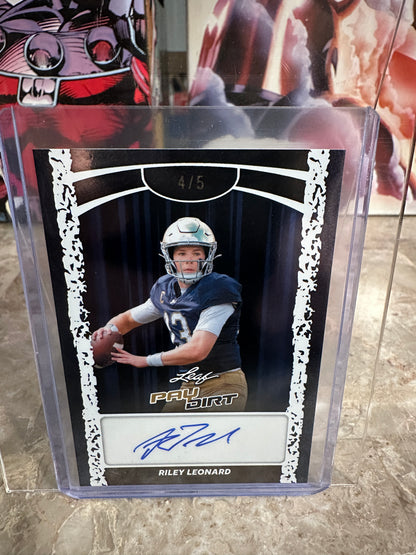 2026 Leaf Paydirt Riley Leonard Blue Auto 4/5 Color Match Card BA-RL1