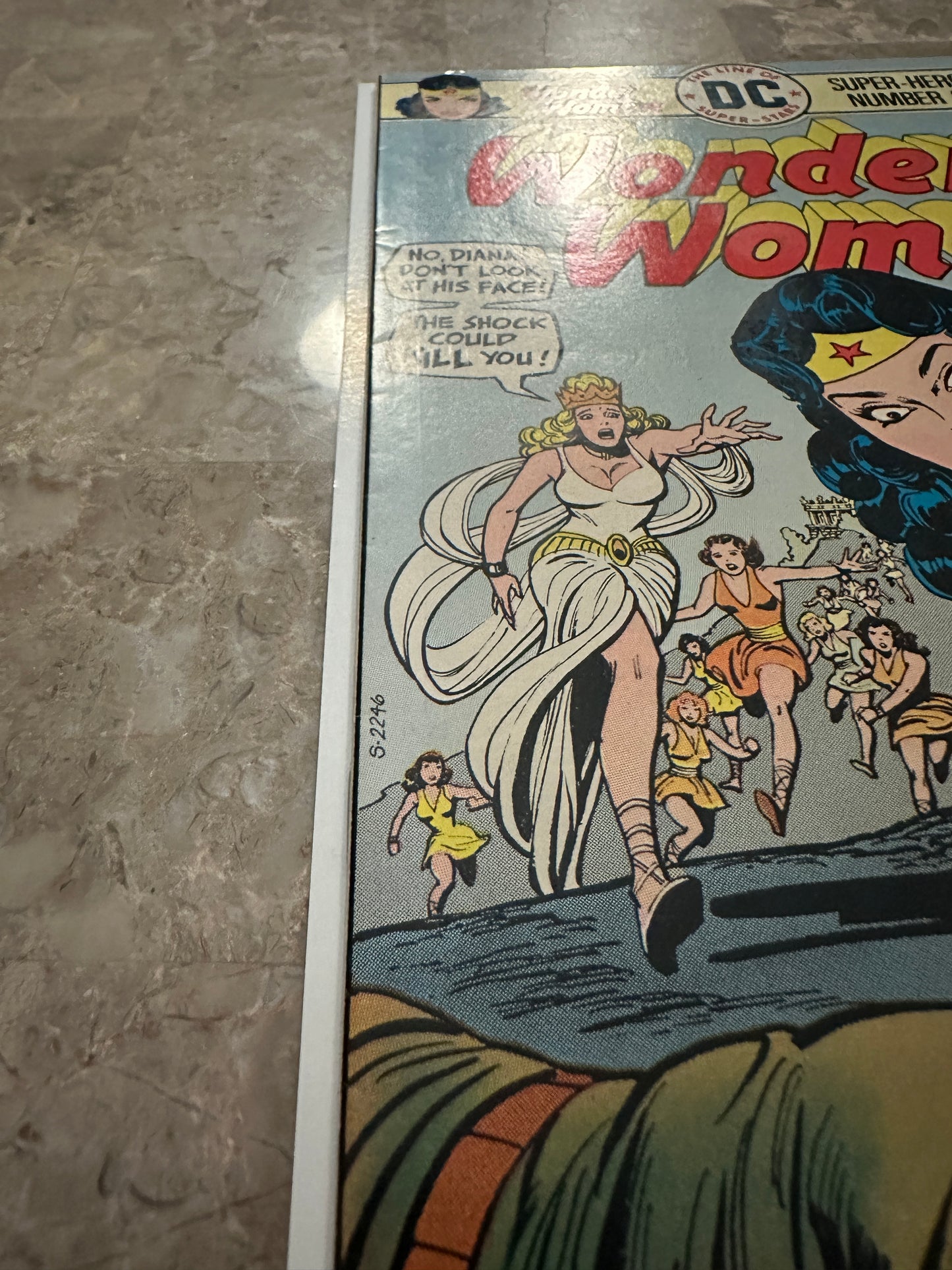 Wonder Woman #223 VF 8.0 (DC Comics 1976)