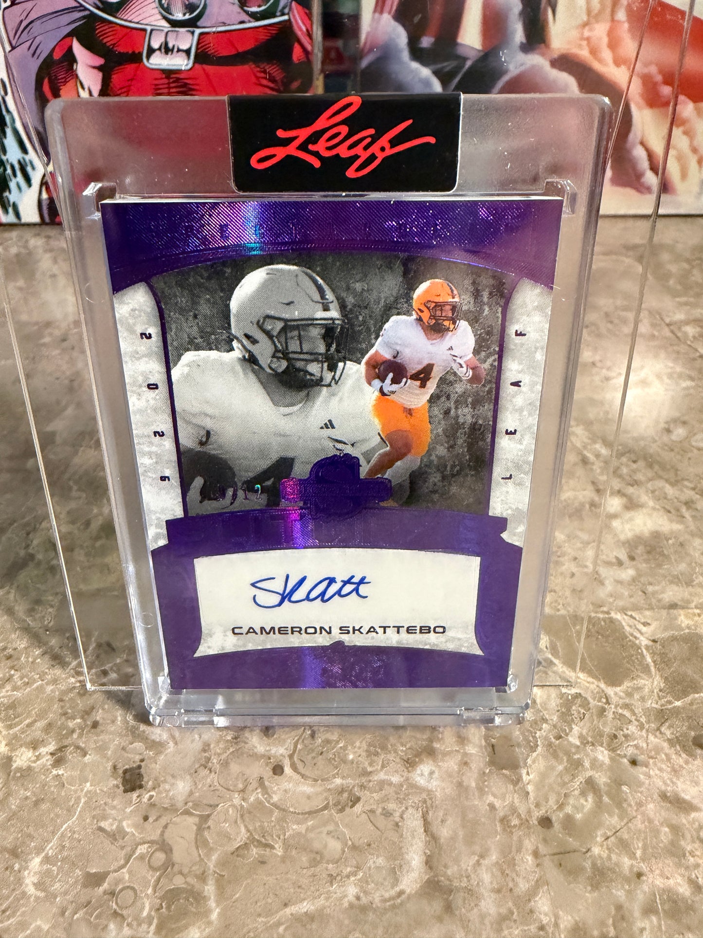2026 Leaf Spectacular Football Spectacular Futures Auto Cam Skattebo /12