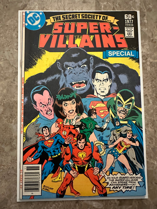 Secret Society of Super-Villains Special FN+ 6.5 (1977 DC) - Presents VF