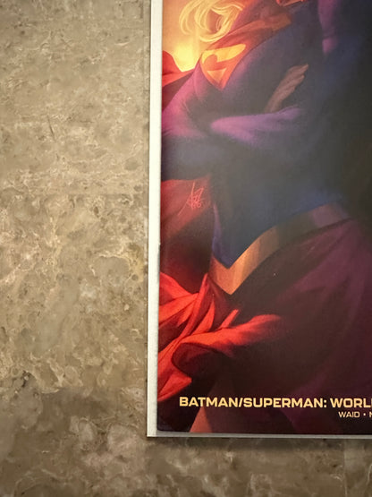 Batman/Superman World's Finest #1 NM+ 9.6-9.8 (2022 DC) - Lau Variant Cover