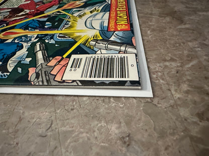 Captain America #213 VF- 7.5 (1977 Marvel Comics)