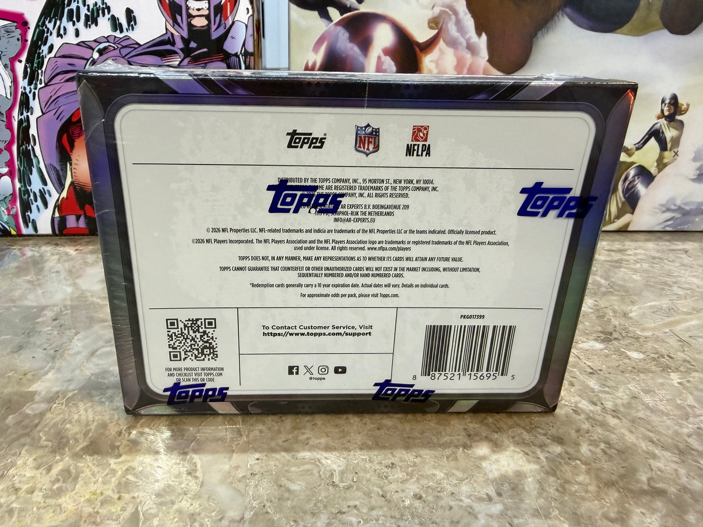 2025 Topps Chrome Black Football Hobby Box
