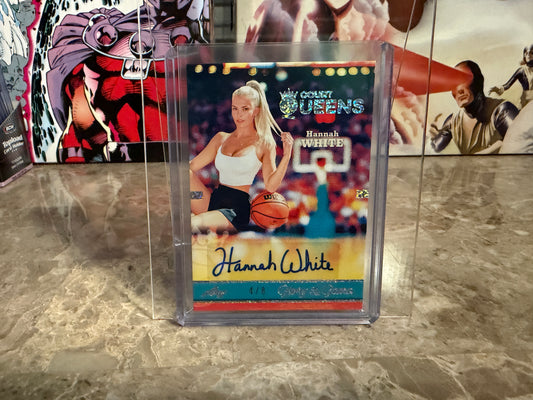 Hannah White 2025 Leaf Glory of the Game Basketball Court Queens Auto Holo Dots /8