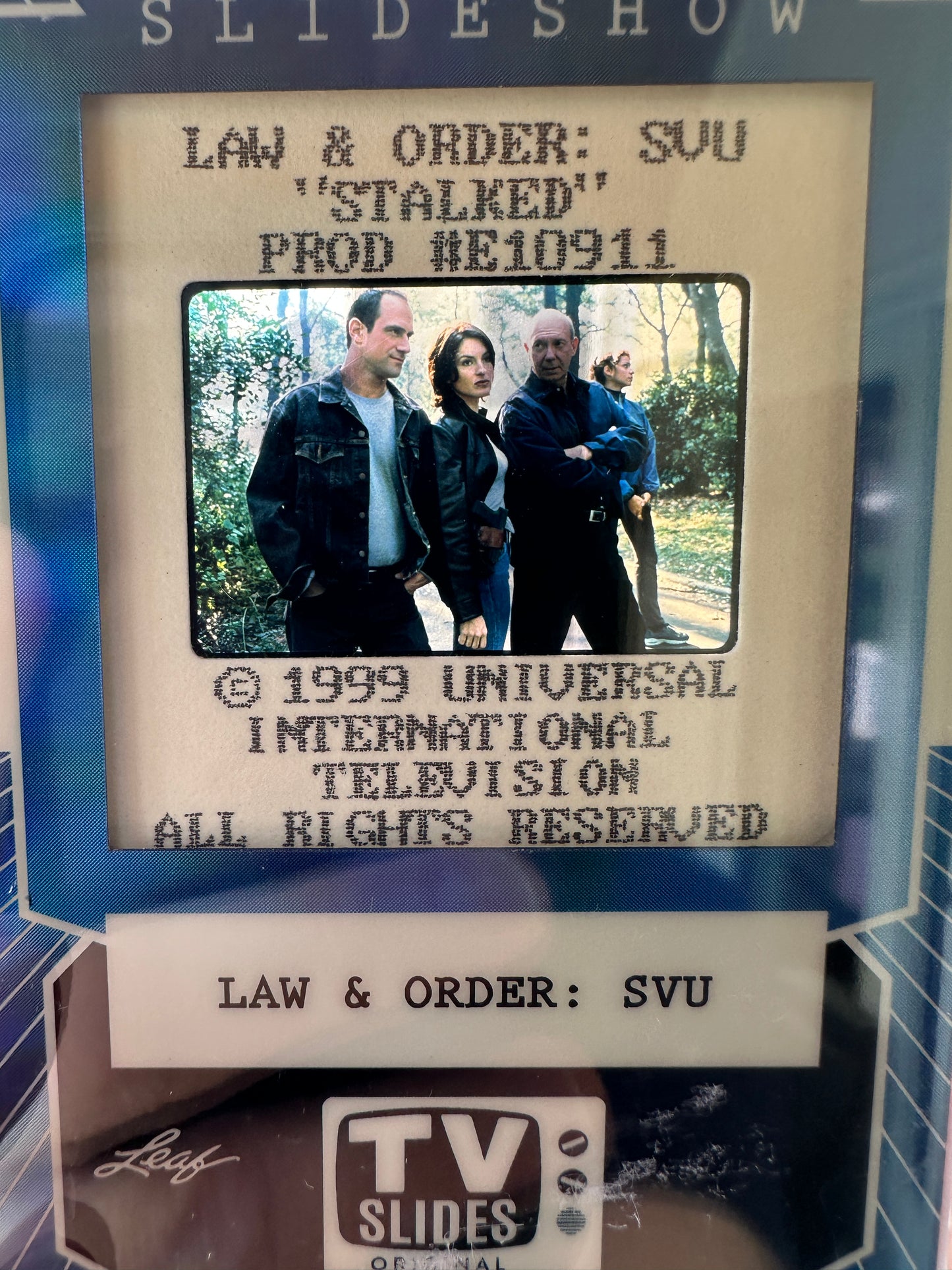 2026 Leaf Slideshow LAW & ORDER SVU 2-Slide Lot MARISKA HARGITAY Meloni 1999