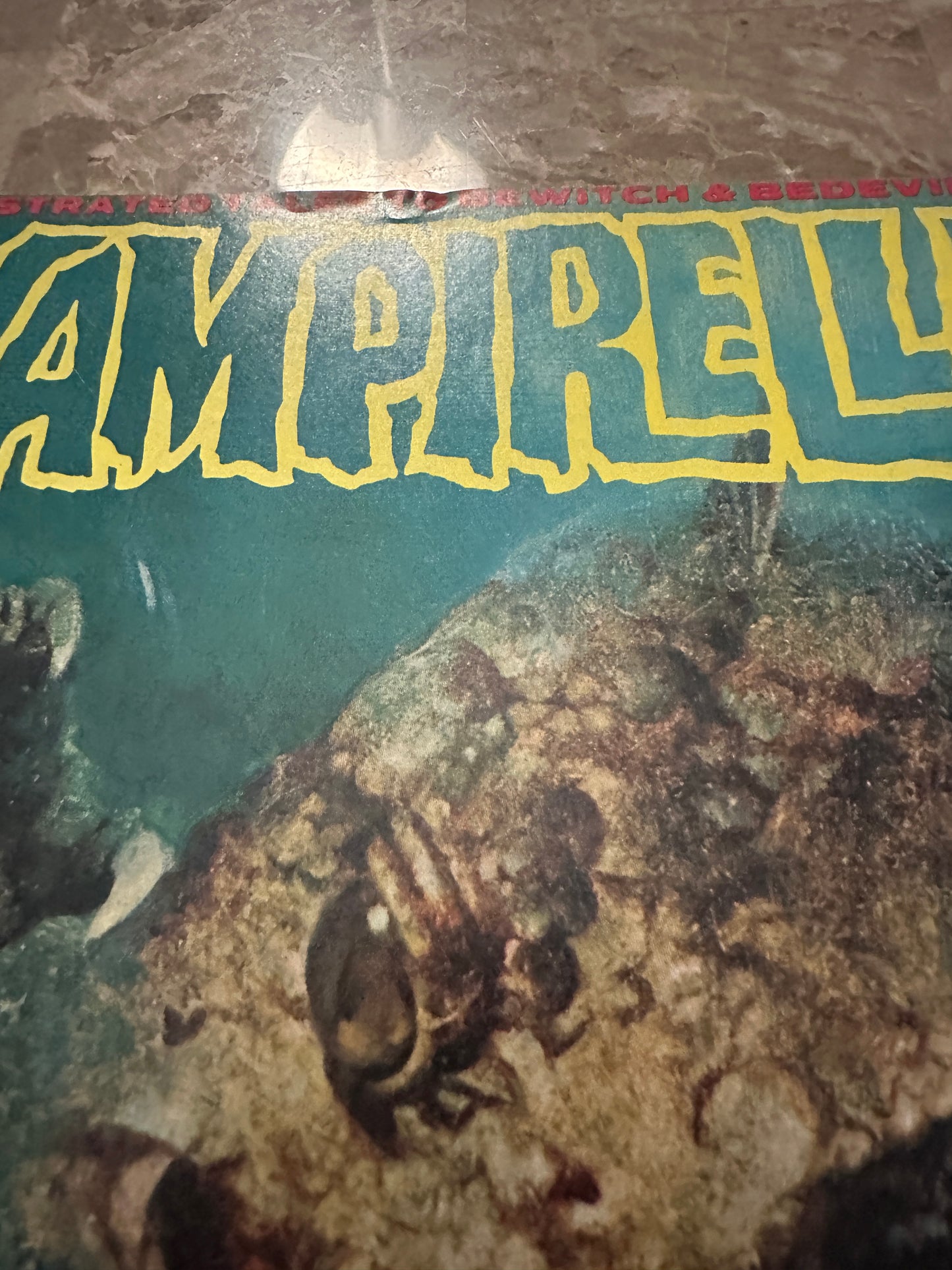 Vampirella #29 FN- 5.5 (1973 Warren Publishing) - Nice copy for grade