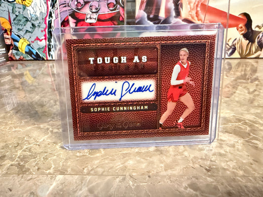 Sophie Cunningham 2025 Leaf Glory of the Game Tough as Leather Auto 1/5 RC