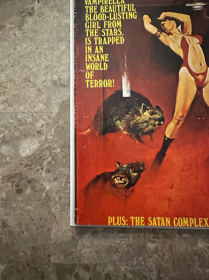 Vampirella #48 FN 6.0 (1975 Warren Publishing) - Nice copy