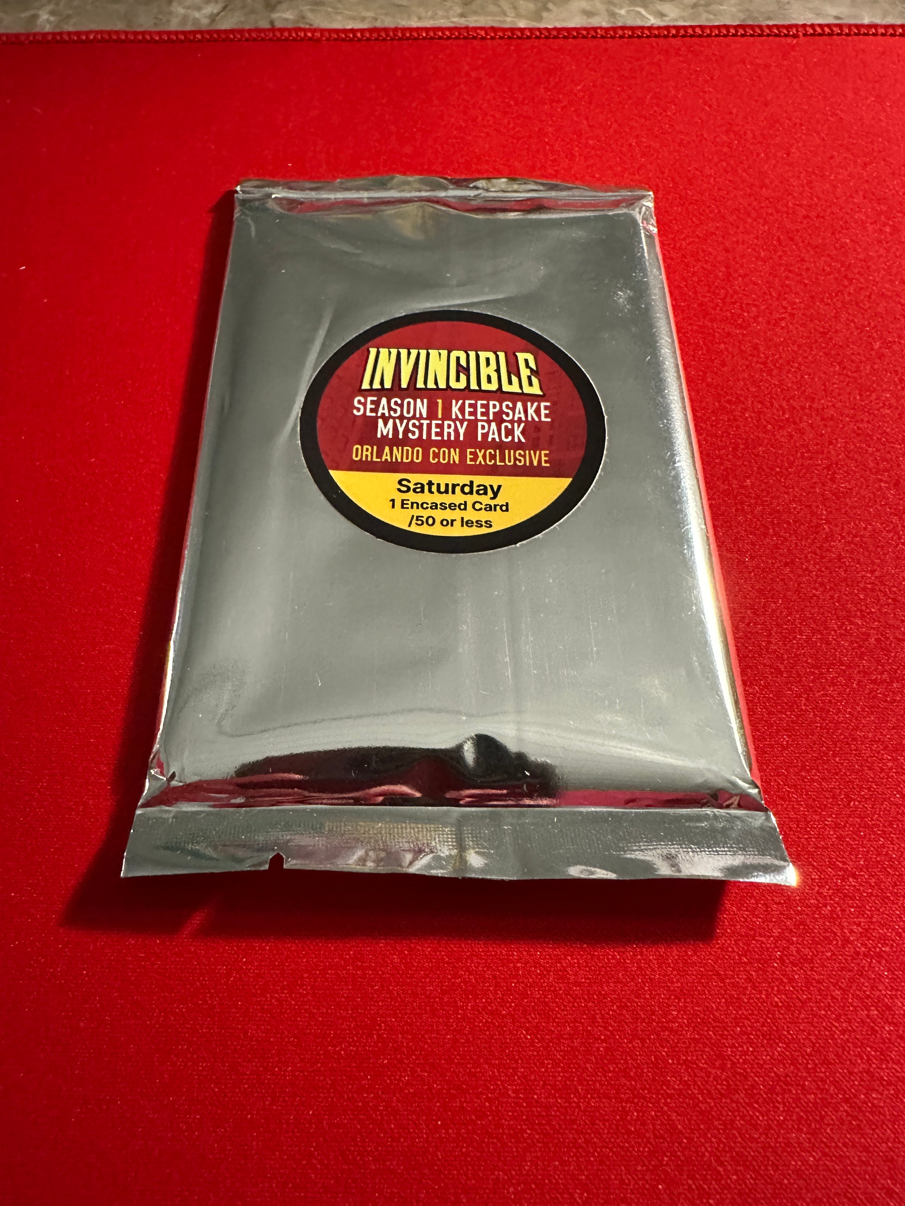 Invincible Season 1 Keepsake Mystery Pack Orlando Con - Saturday (3/21 ...