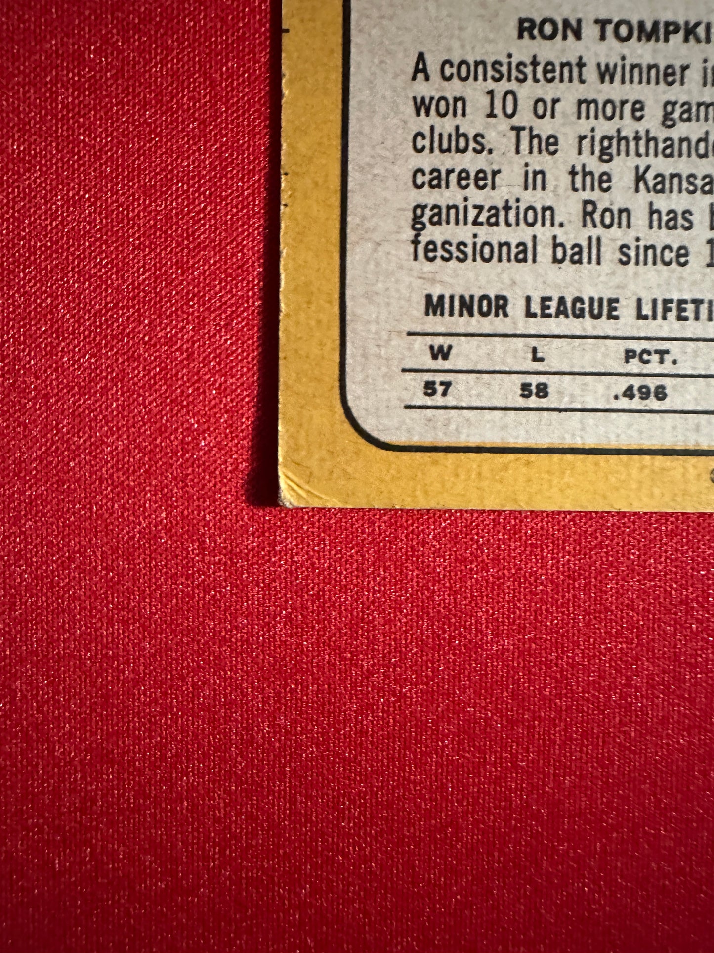 1968 Topps #247 Johnny Bench Rookie RC - Great Color - Clean Back - No Creases