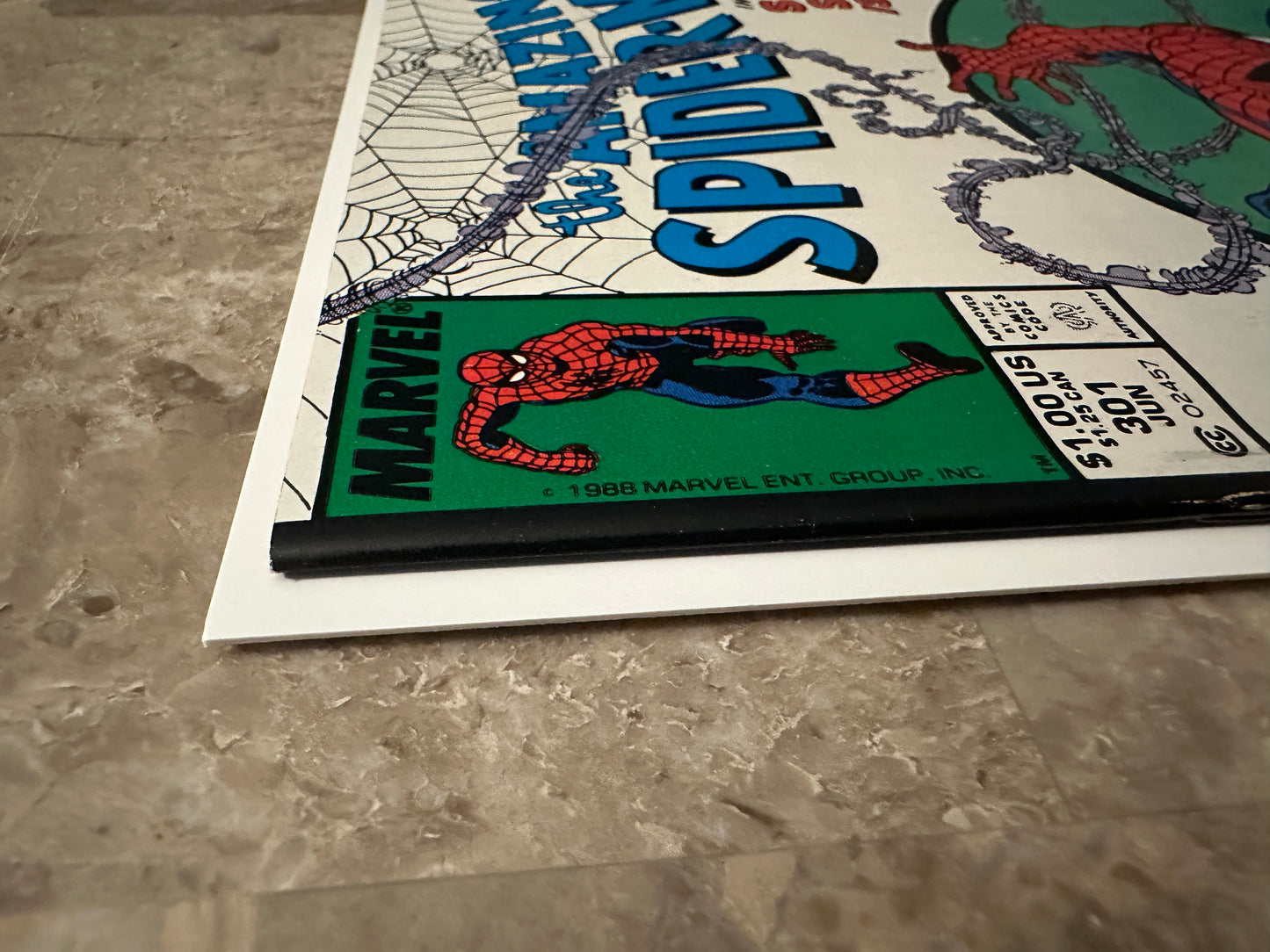 Amazing Spider-Man #301 VF/NM 9.0 Newsstand (1988 Marvel) - Light color touch