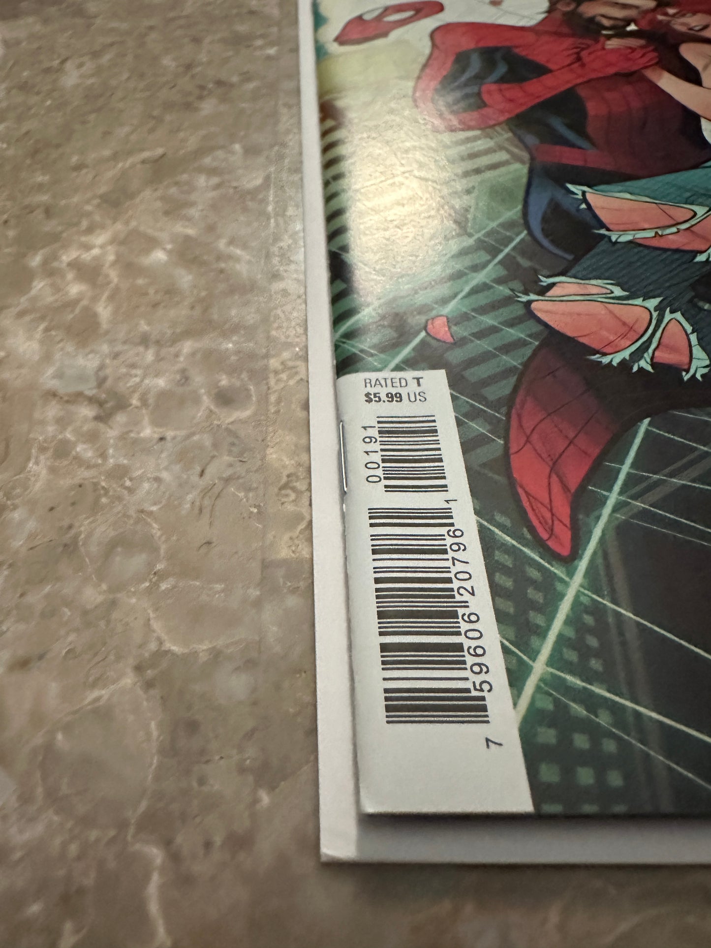 Ultimate Spider-Man #1 Elizabeth Torque Cover (Marvel Comics 2024)