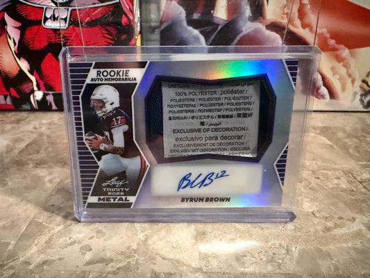 Byrum Brown 2026 Leaf Trinity Football Rookie Auto Mem Metal Tag Patch /6