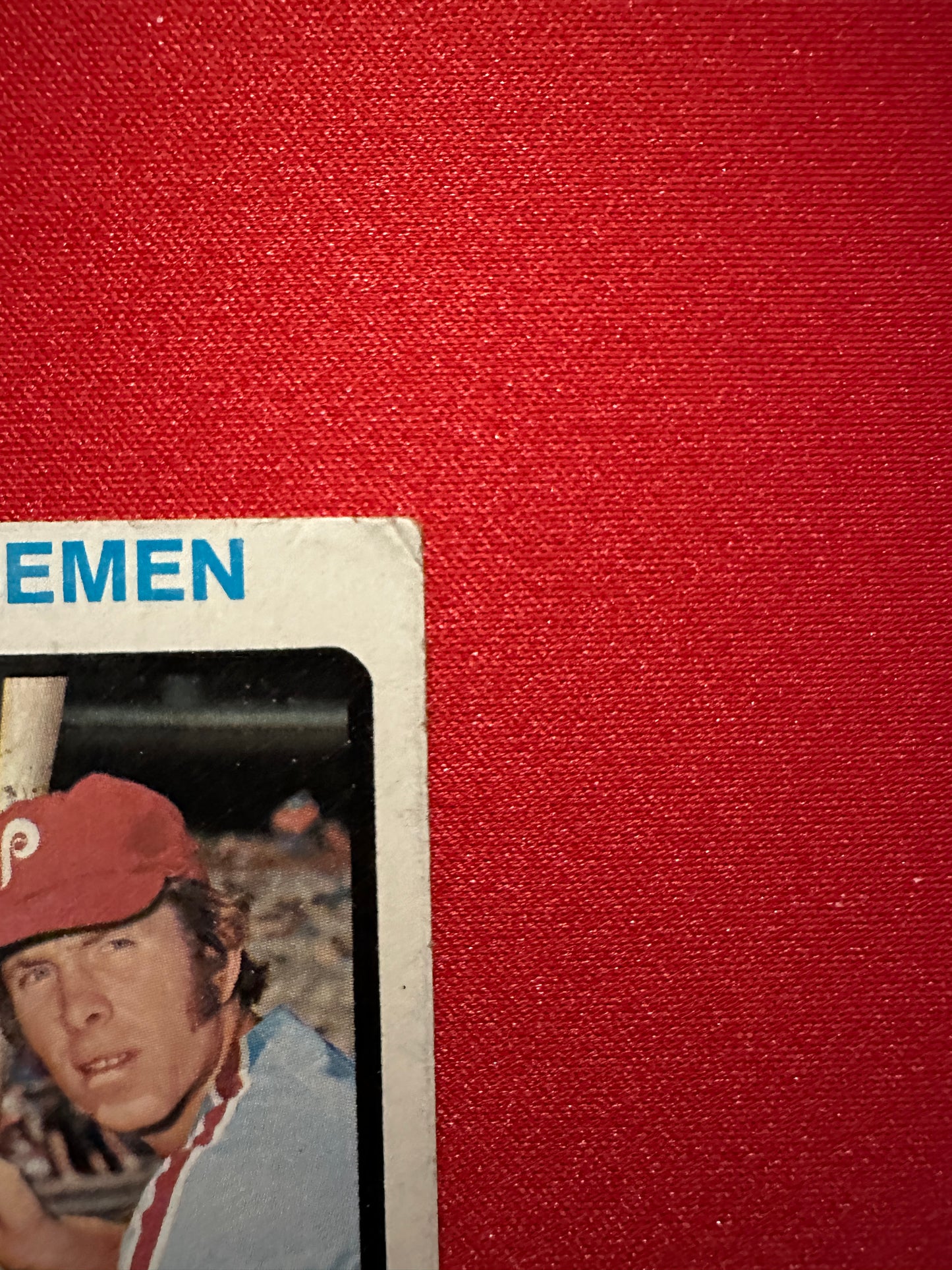 1973 Topps #615 MIKE SCHMIDT Rookie Card RC - Mark on Back - Good Condition