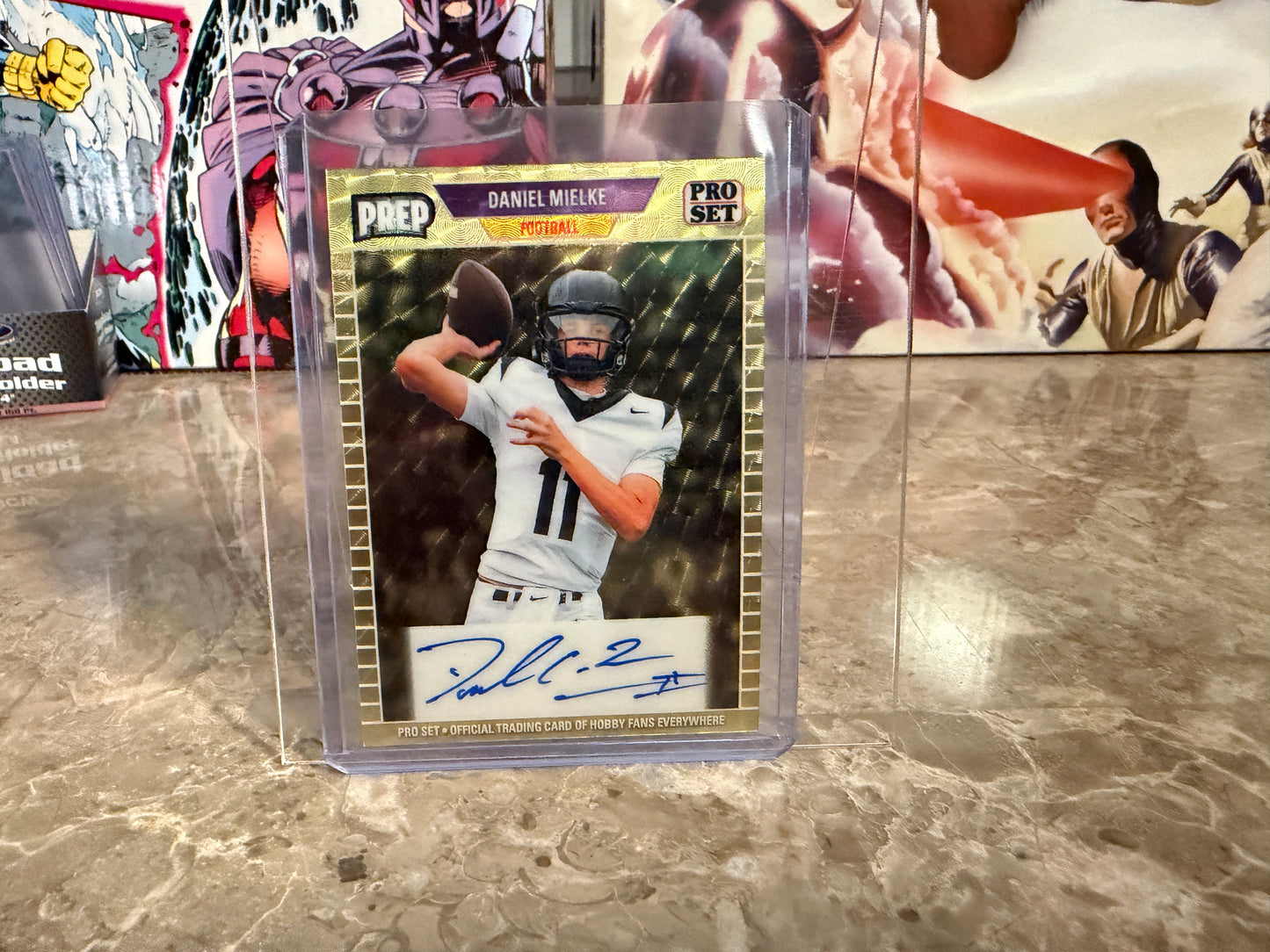 Daniel Mielke 2026 Leaf Pro Set Metal Football 1989 Auto Gold Super Prismatic 1/1