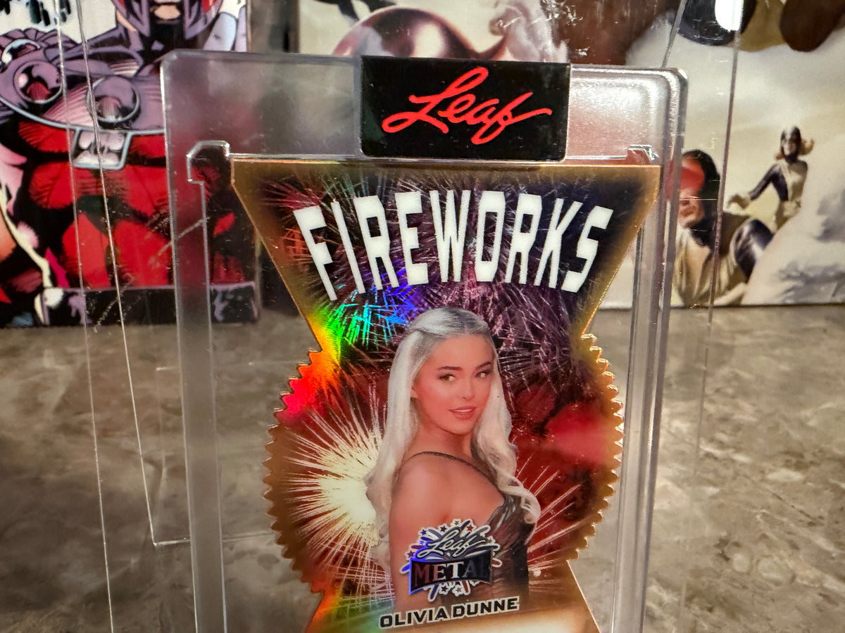 Livvy Dunne 2026 Leaf Metal Independence Day Fireworks Auto Gold 1/1
