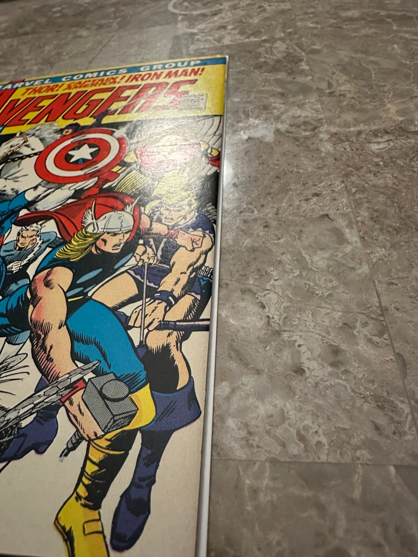 Avengers #100 FN/VF 7.0-7.5 (Marvel Comics 1972)