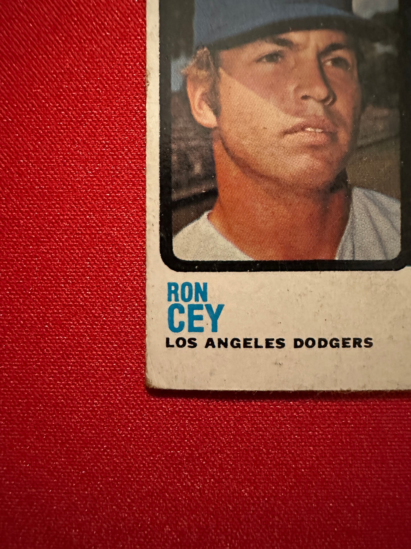 1973 Topps #615 MIKE SCHMIDT Rookie Card RC - Mark on Back - Good Condition