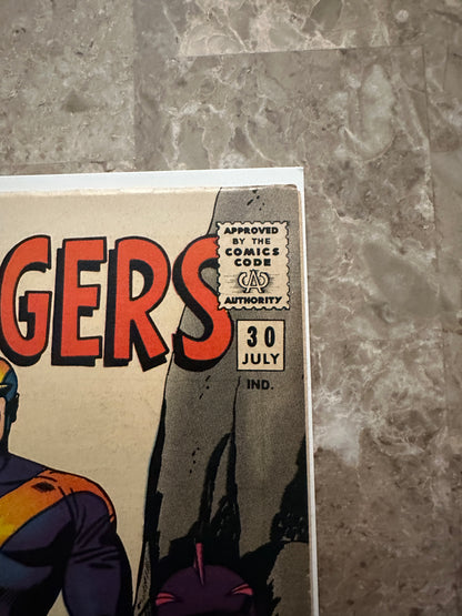 Avengers #30 FN- 5.5 (Marvel Comics 1966) - Nice copy for grade