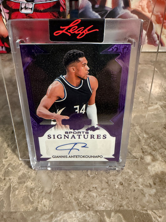 2026 Leaf Spectacular Football Sports Signatures Giannis Antetokounmpo 5/5 Auto
