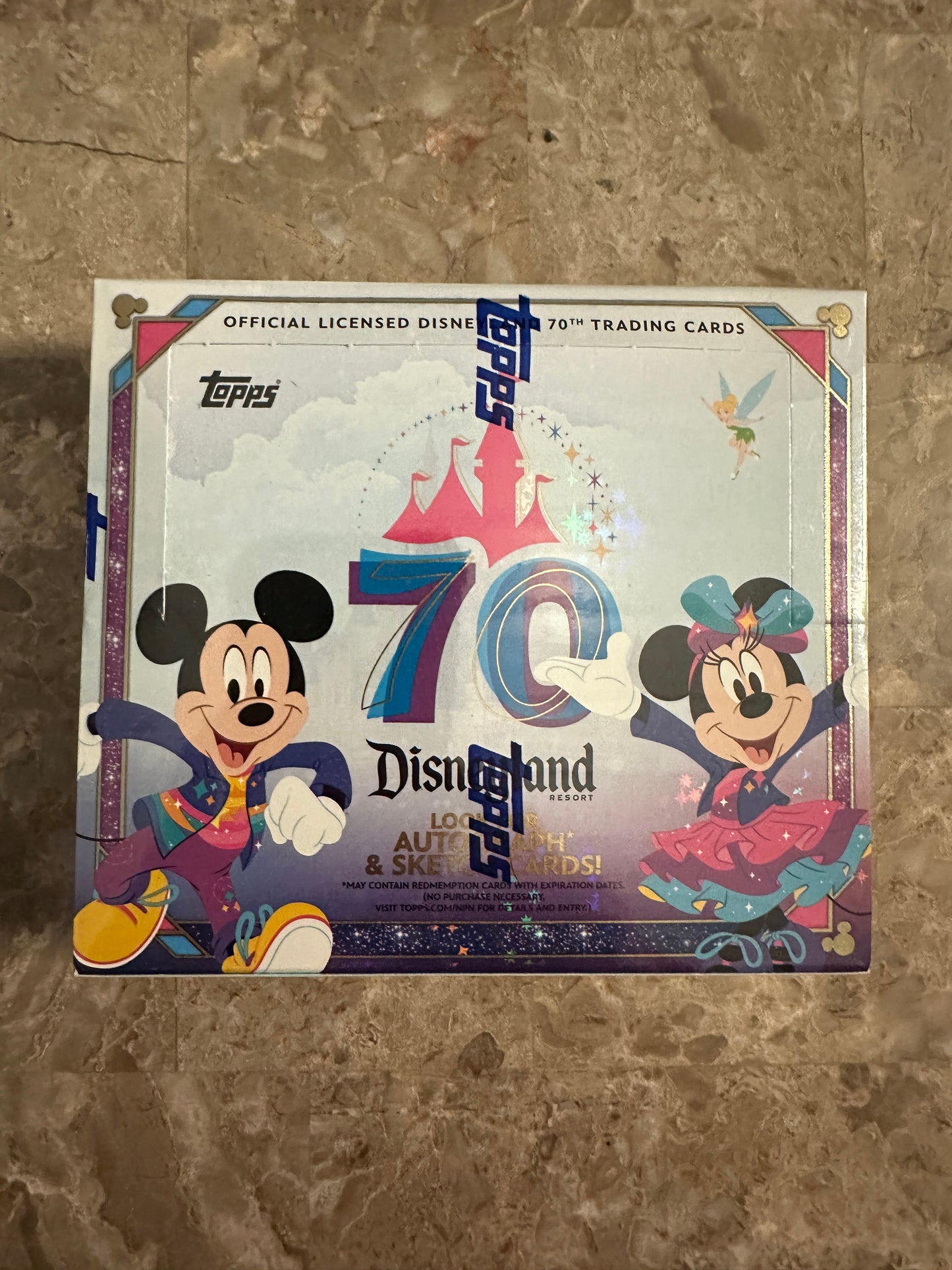 2025 Topps Disneyland Hobby Box Pack (1 Pack - 8 cards)