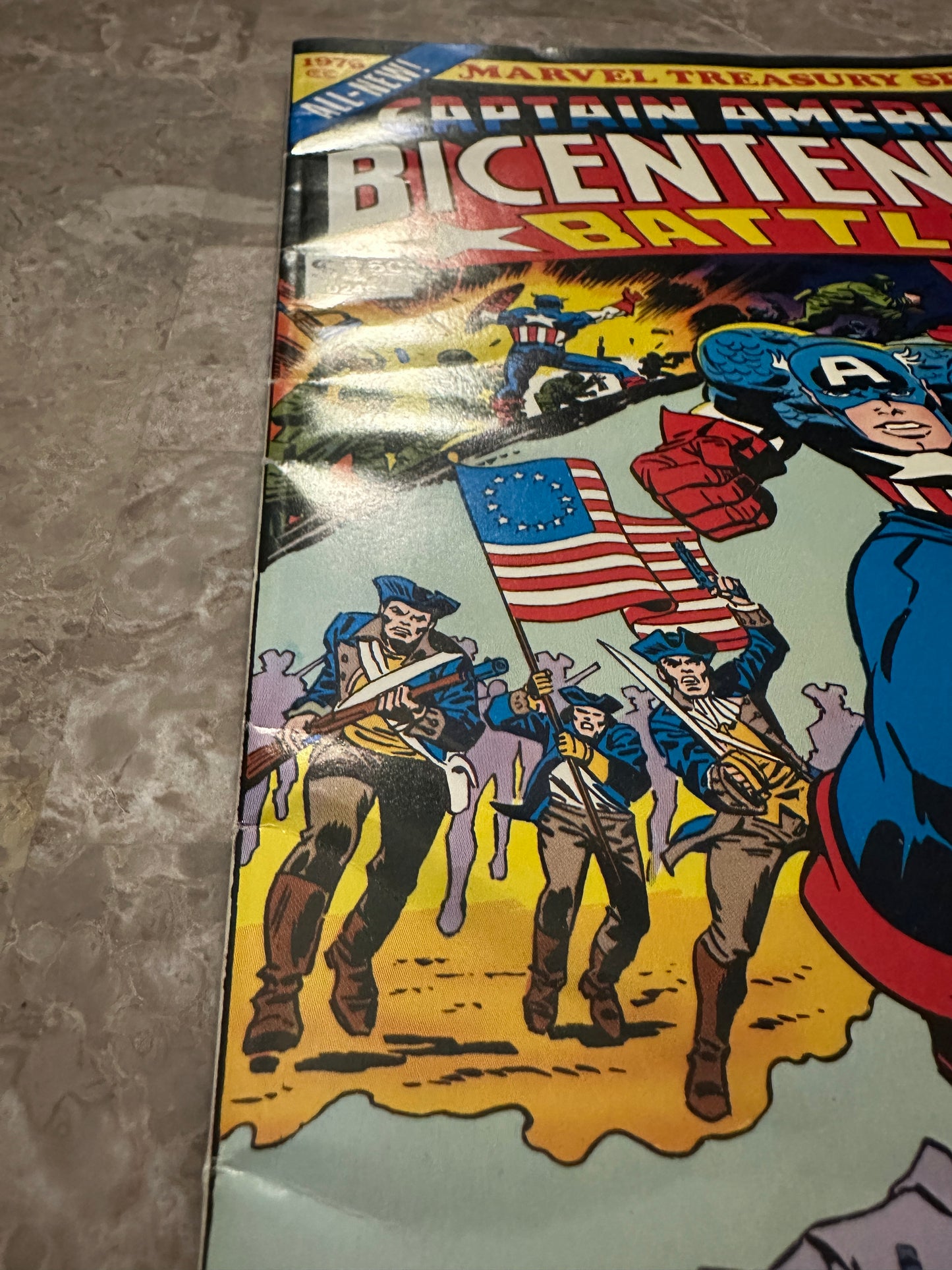 (Copy) Captain America's Bicentennial Battles FN 6.0 (1976 Marvel Treasury) - Unpressed